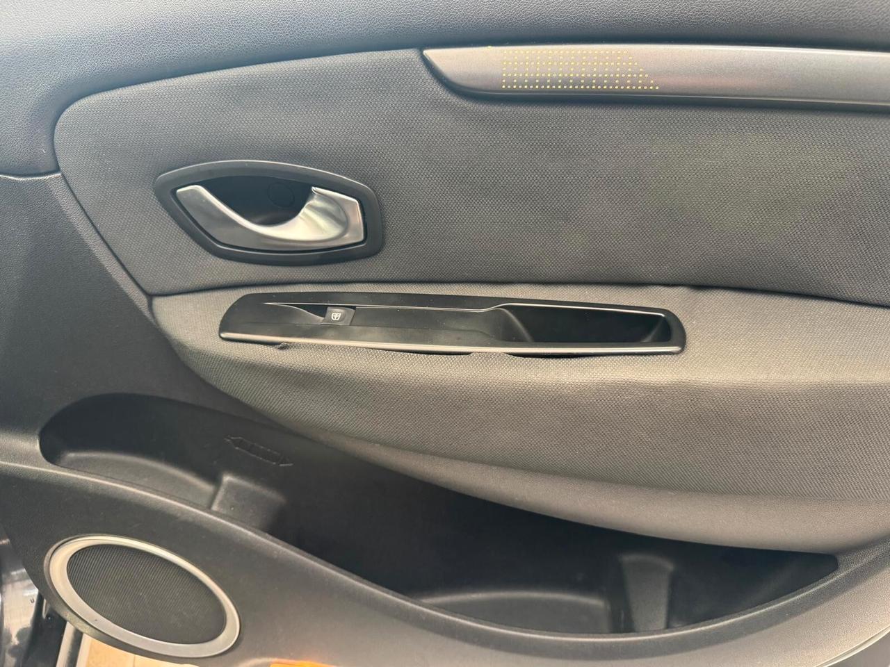 Renault Scenic Scénic 1.5 dCi 110CV 7 POSTI PERFETTO!!!