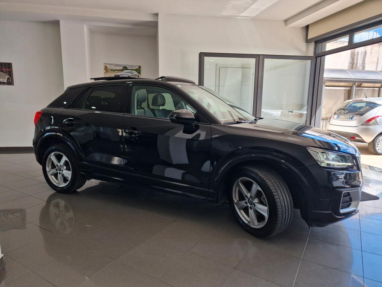 Audi Q2 30 TDI S tronic TETTO, LUCI AMBIENTE, IVA ESPOSTA