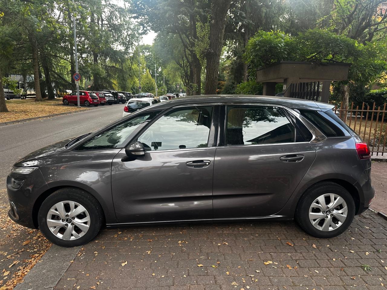 Citron C4 SpaceTourer 1.5 BlueHDI Feel S