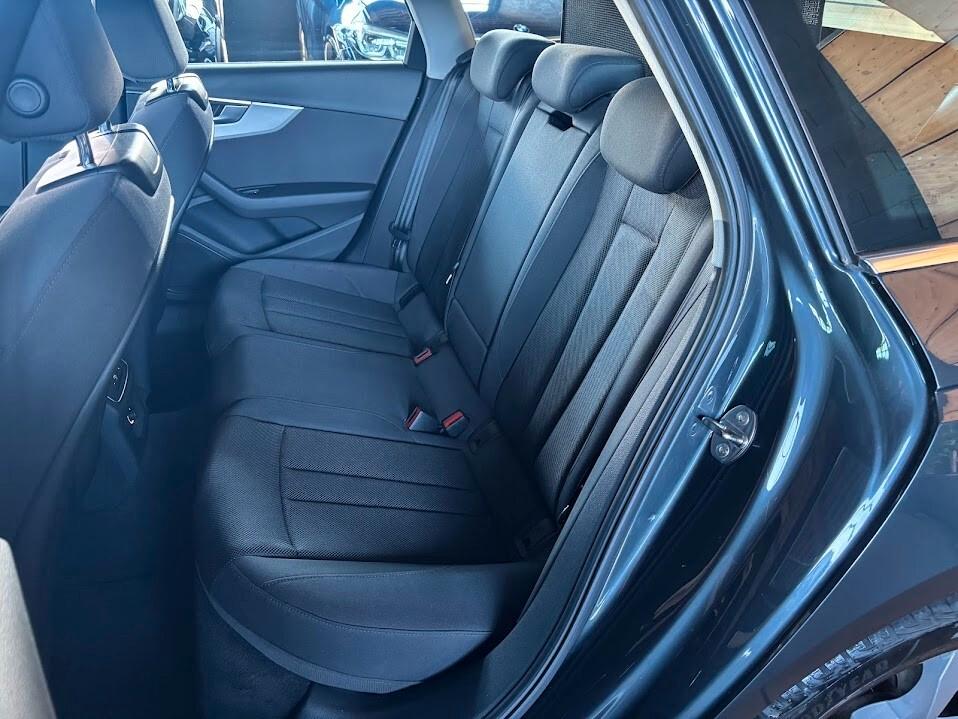 Audi A4 Avant 35 2.0 TFSI 150cv S tronic Business Advanced