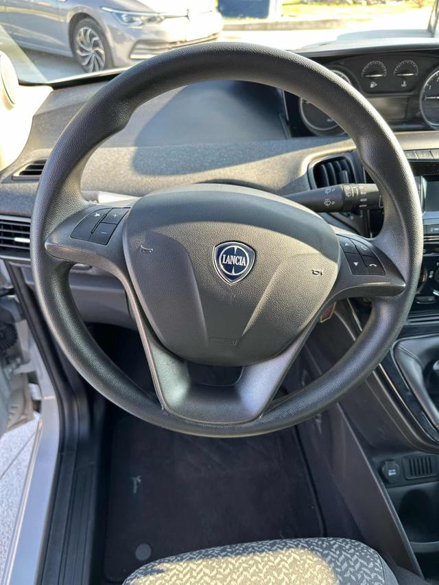 LANCIA Ypsilon 1.2 69 CV 5 porte S&S Elefantino Blu