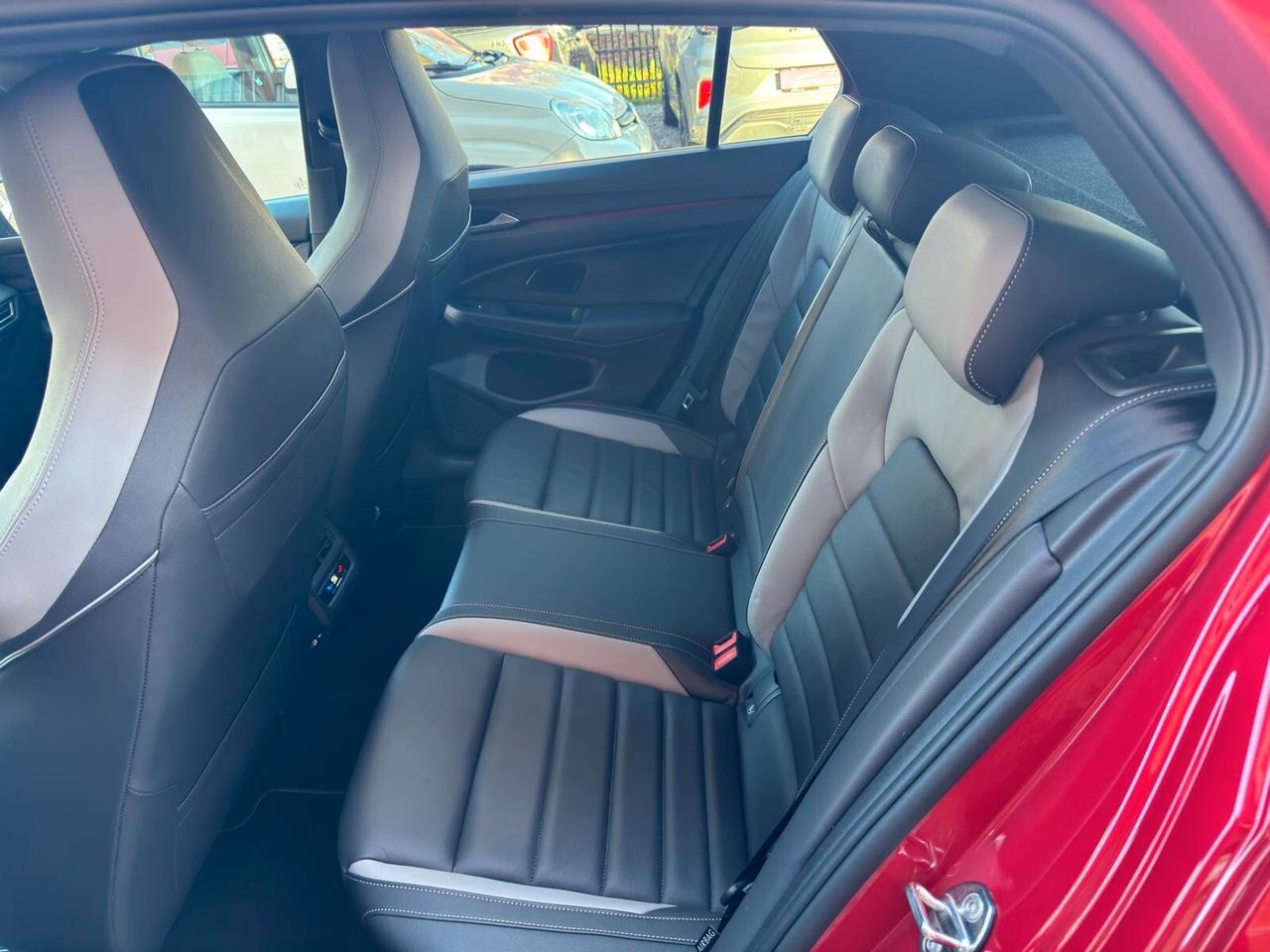 Volkswagen Golf 2.0 tdi GTD 200cv dsg TETTO PELLE IQ