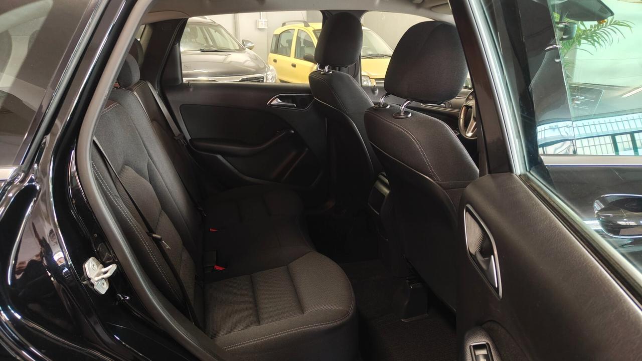 Mercedes-benz B 180 CDI BlueEFFICIENCY Executive