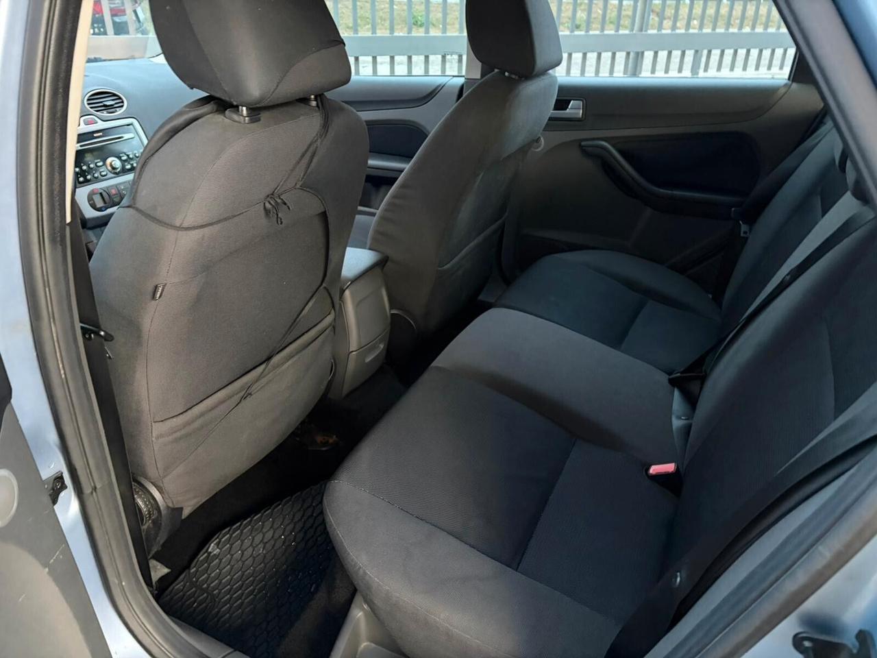 Ford Focus C-Max 1.6 TDCi (110CV)