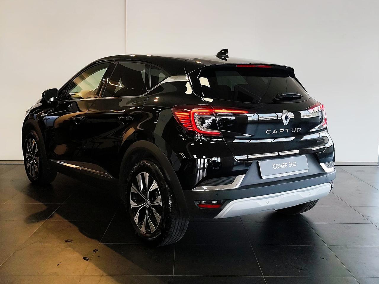 RENAULT Captur II 2019 - Captur 1.6 E-Tech full hybrid Techno 145cv