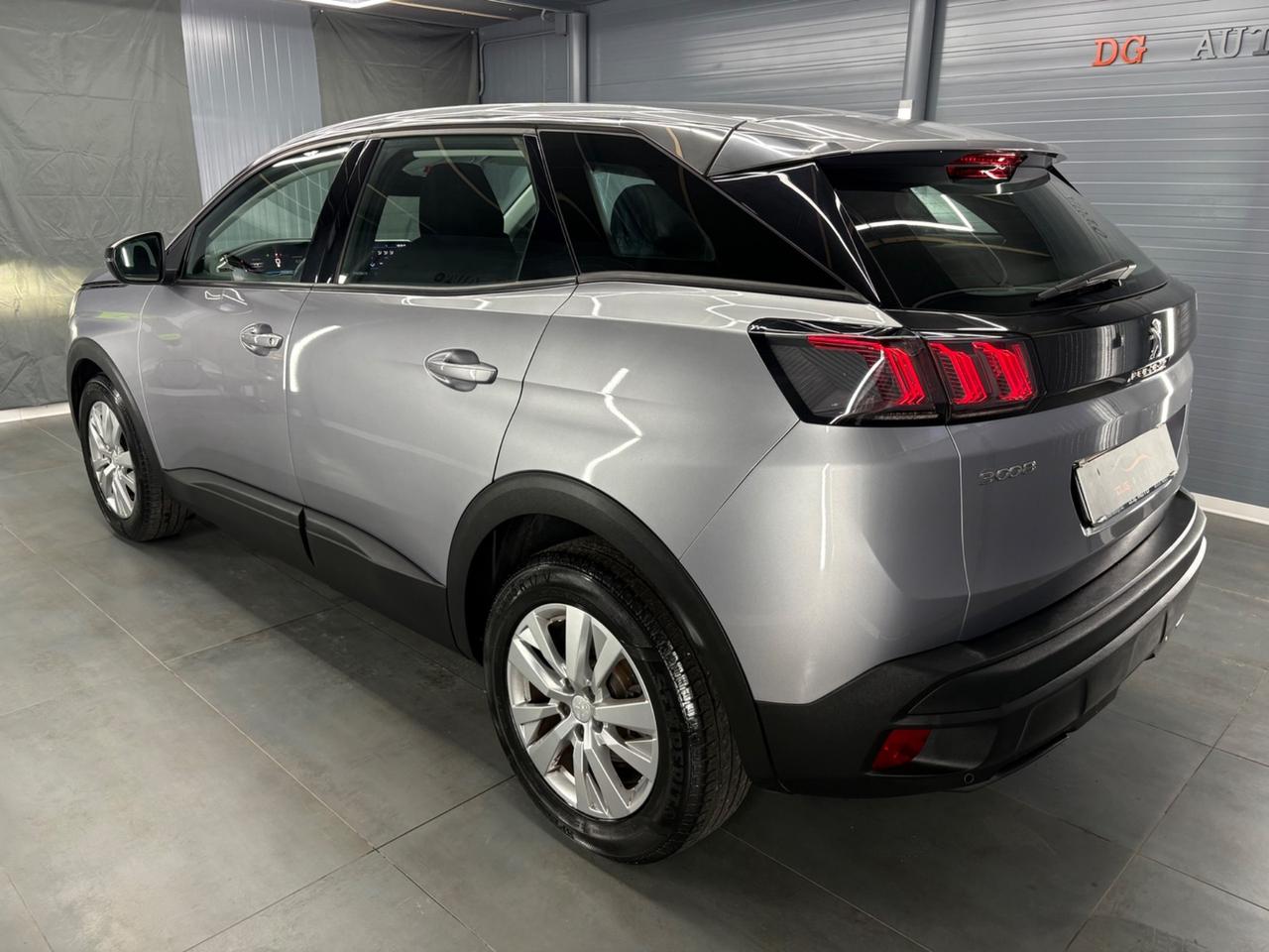 Peugeot 3008 BlueHDi 130 S&S EAT8 Active Pack