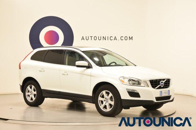 VOLVO XC60 2.0 DRIVe KINETIC TETTO