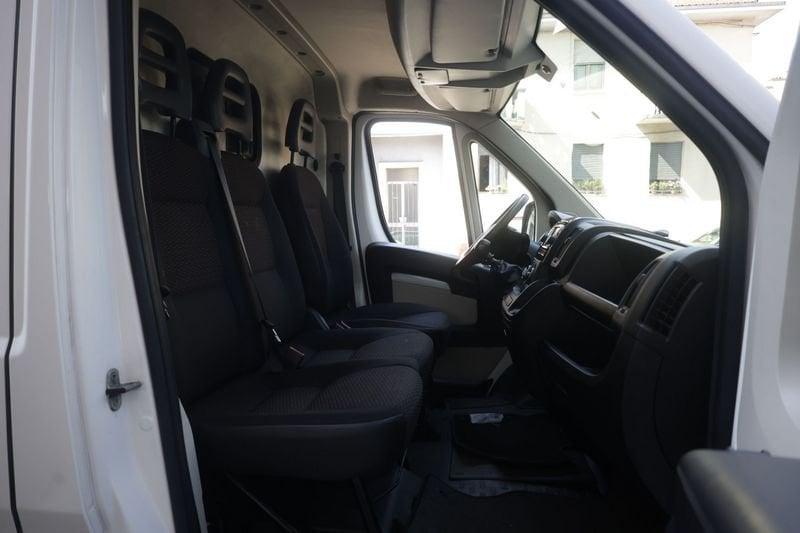 Peugeot Boxer 333 2.0 BlueHDi/130CV FAP PM-TM Combi Premium Unicoproprietario