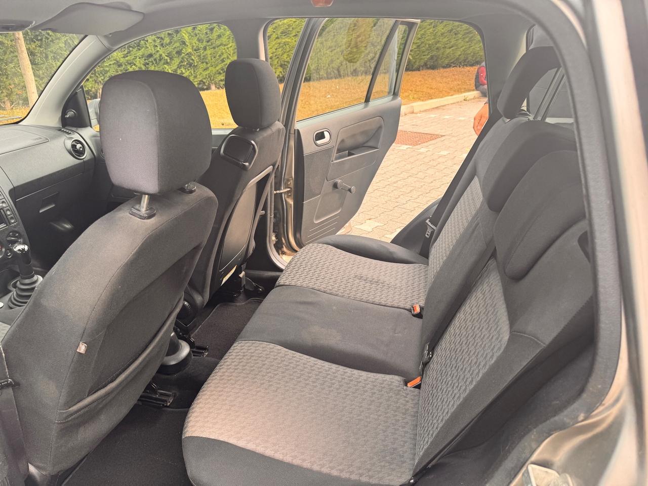 Ford Fusion 1.4 TDCi 5p. Collection