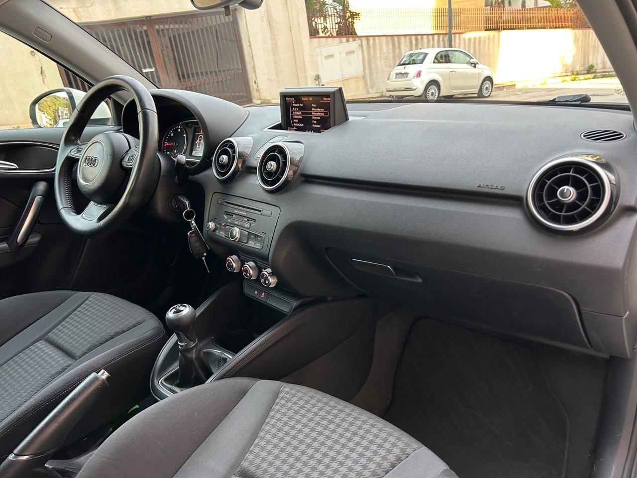 Audi A1 1.6 TDI 105 CV Sline