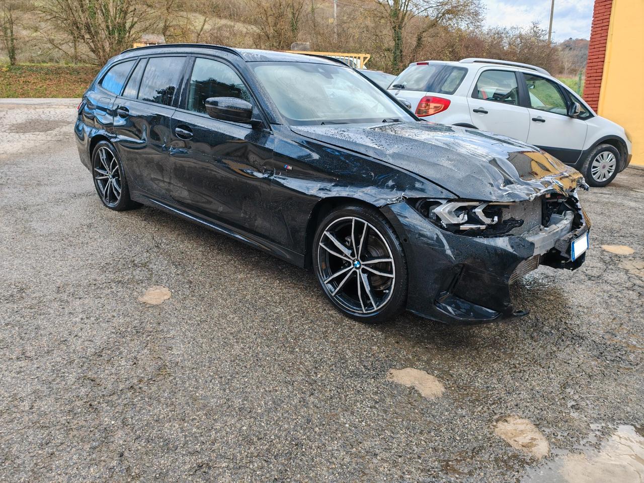 Bmw 318D Touring Msport Incidentata/Sinistrata