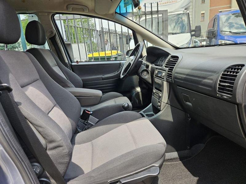 Opel Zafira Zafira 1.8 16v Elegance 7POSTI