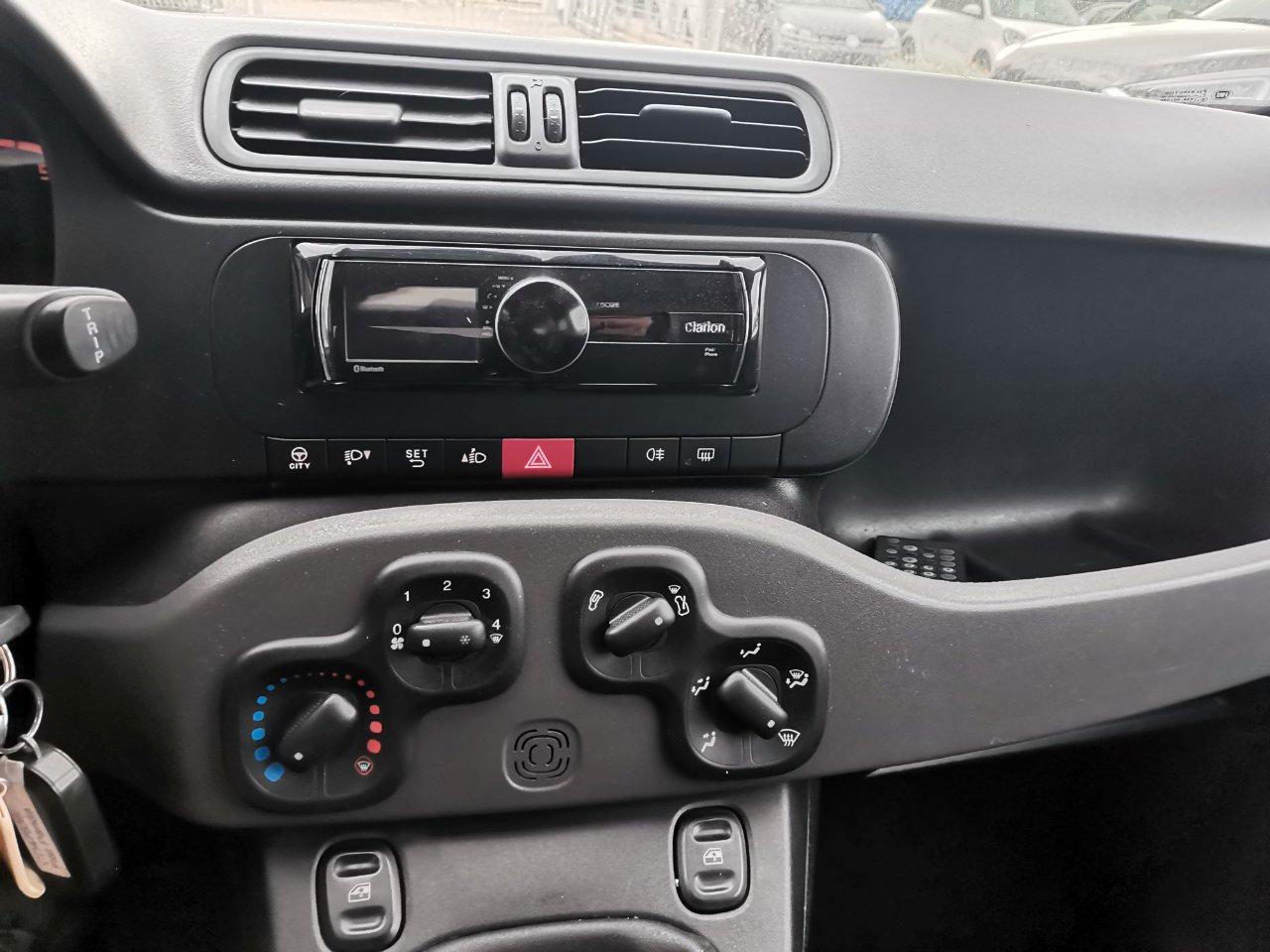 Fiat Panda 1.2 Young 69cv