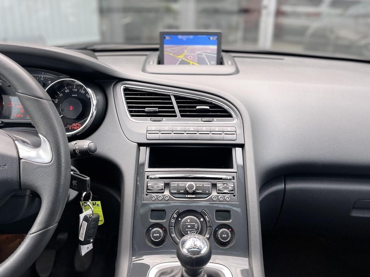 Peugeot 5008 1.6 Diesel 115CV E5 7 Posti - 2014