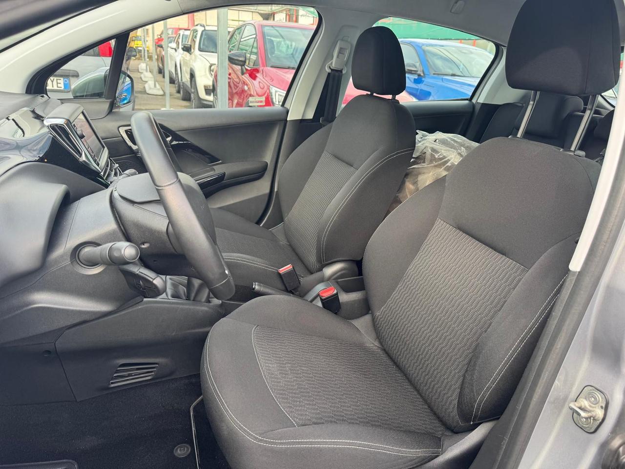 PEUGEOT 208 5p 1.2 puretech Allure s&s 82cv