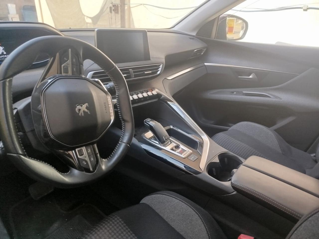 Peugeot 3008 BlueHDi 130 S&S Allure