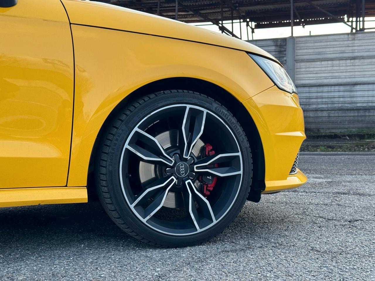 Audi A1 S1 2.0 TFSI quattro Full opt. Originale