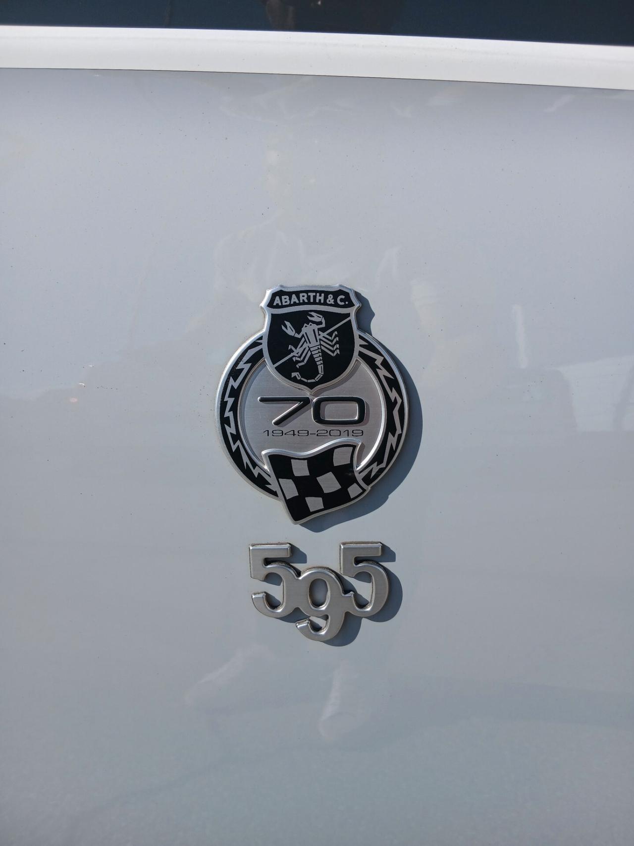 C330 - Abarth 595 1.4 Turbo T-Jet 165 CV Turismo 70°Anniversario