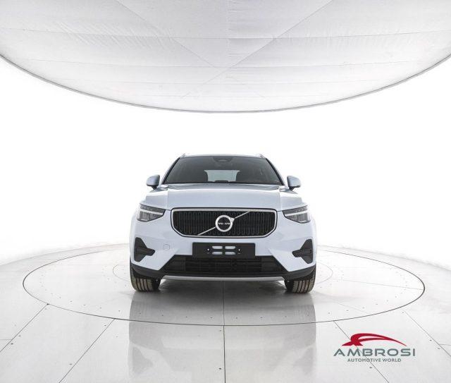 VOLVO XC40 B3 Mild hybrid Benzina Essential