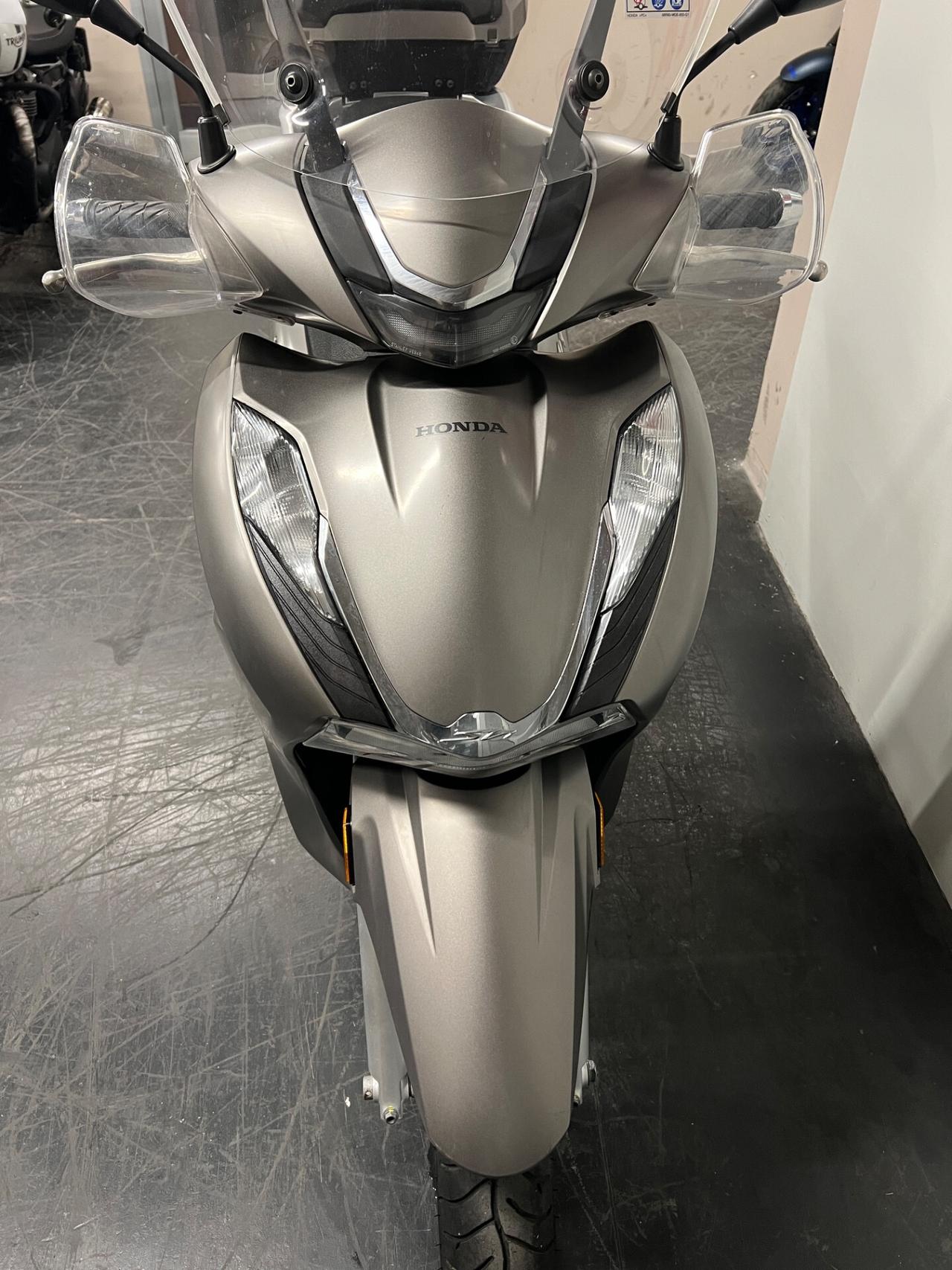 Honda SH 350