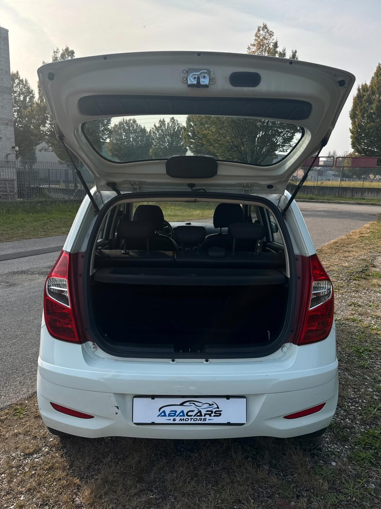 Hyundai i10 51kw E5 Benz *Cinghia sostituita*tagliandi certificati*