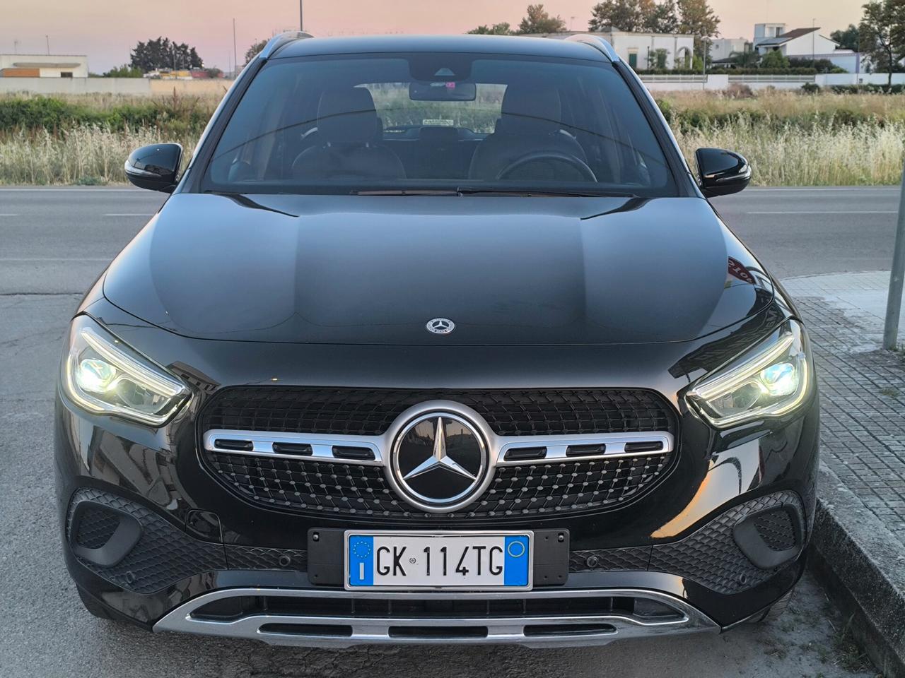 MERCEDES GLA SPORT PLUS 180cdi 09/2022 MOTORE 2.0 MERCEDES
