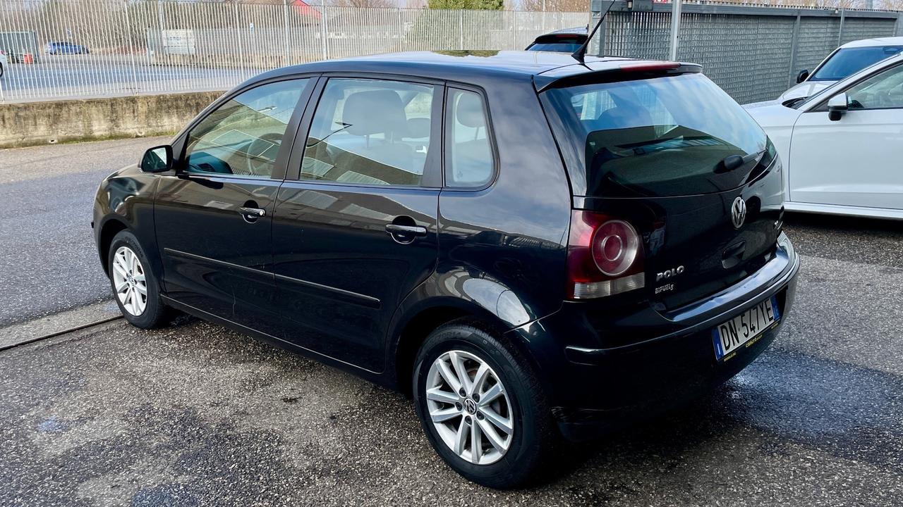 VOLKSWAGEN POLO 1.4 COMFORT BIFUEL-G 80CV