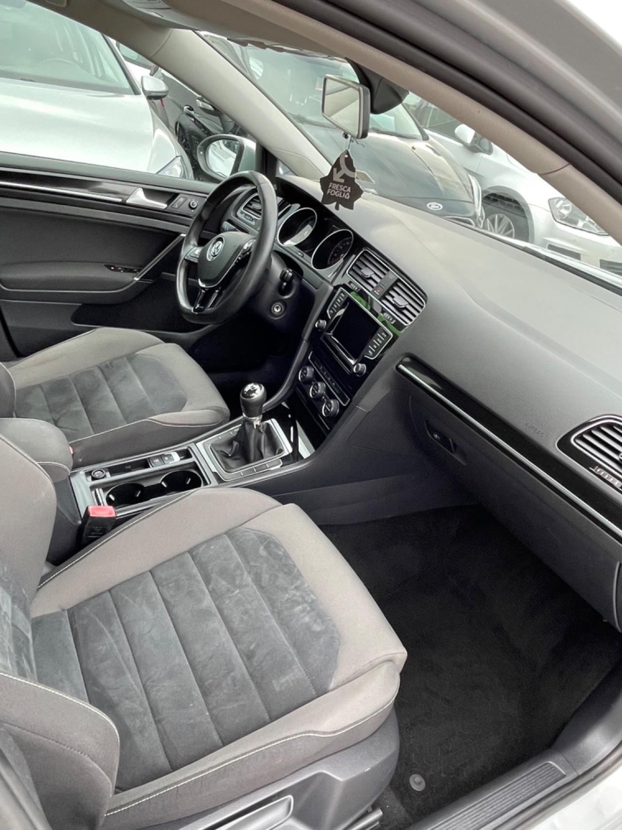 Volkswagen Golf 1.6 TDI 5p. Highline BlueMotion Technology