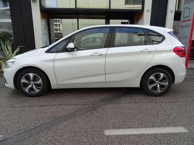 BMW 218 218d Active Tourer Advantage auto my15