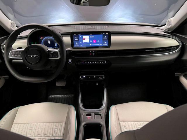 FIAT 600 Hybrid 110 CV DCT MHEV La Prima