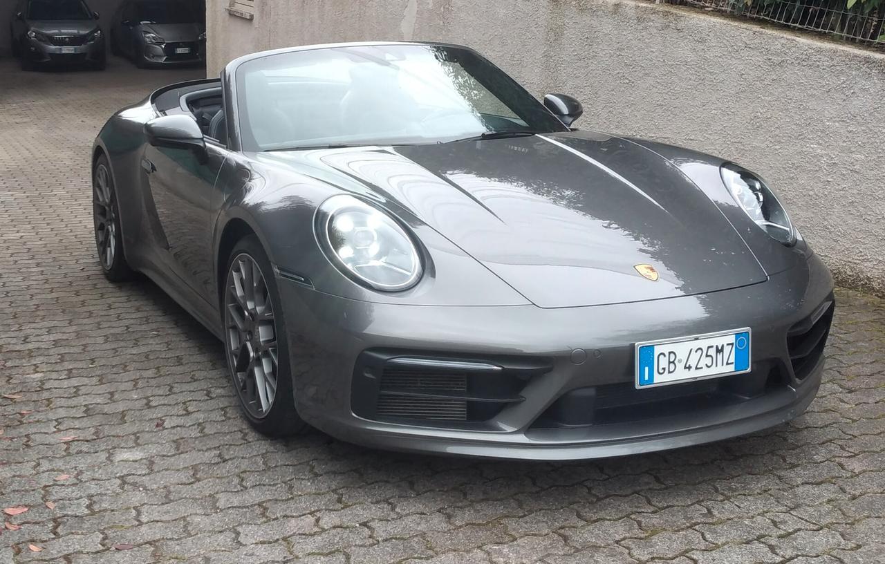 Porsche 911 Carrera Cabriolet