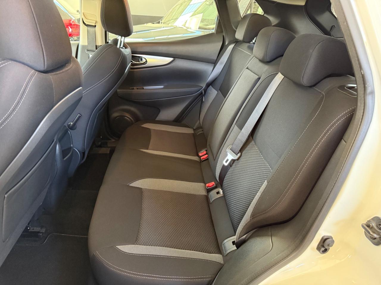 Nissan Qashqai 1.3 DIG-T 160 CV N-Connecta