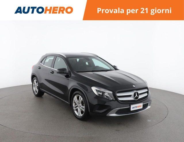 MERCEDES-BENZ GLA 200 d Automatic Sport