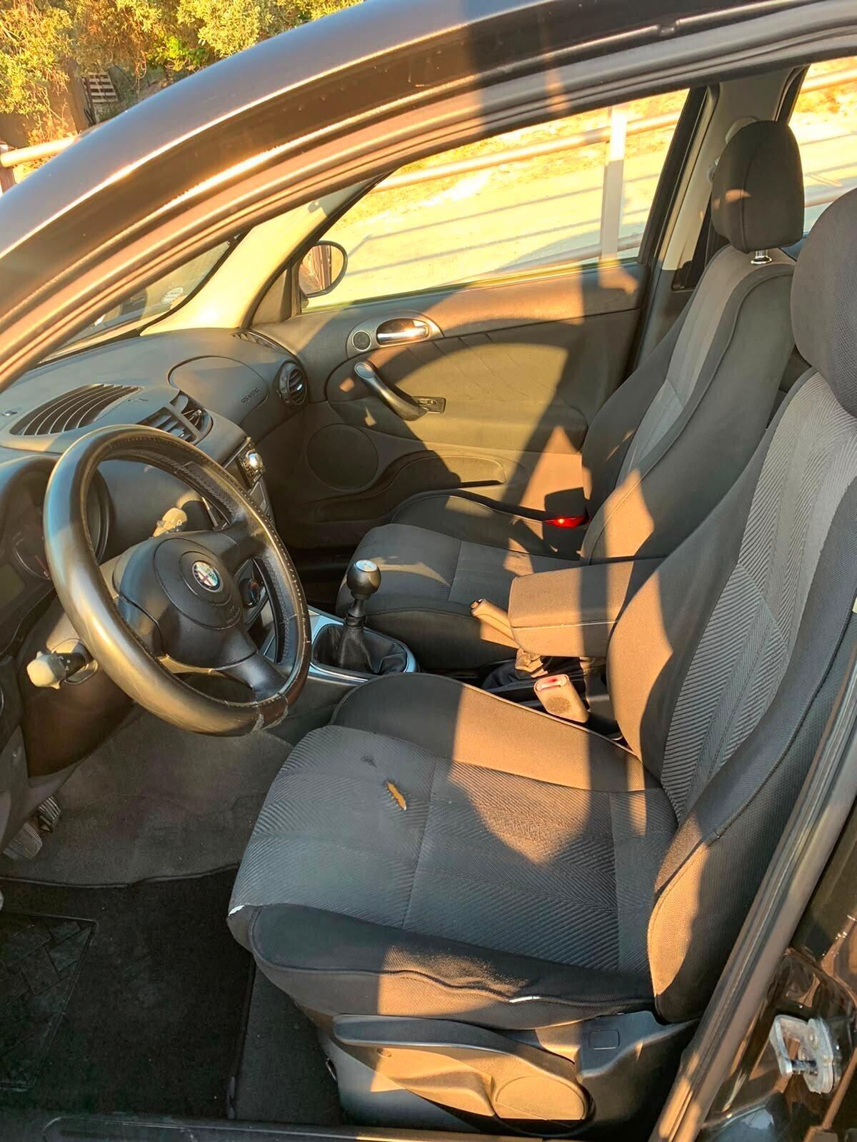 Alfa Romeo 147 1.9 JTD (120) 5 porte Progression