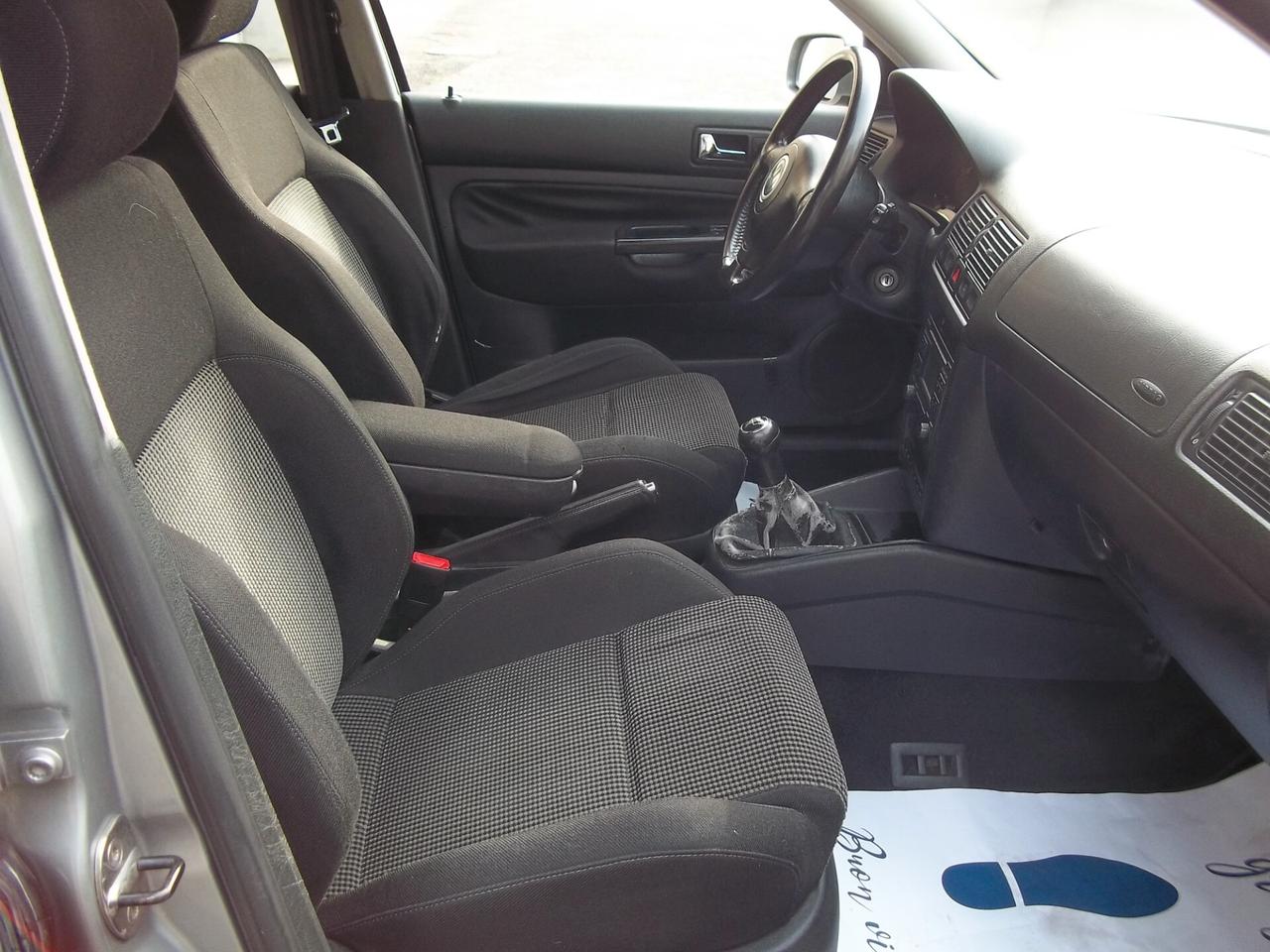 Volkswagen Golf IV Highline 1.6 5p 105cv Uniproprietario Euro 4