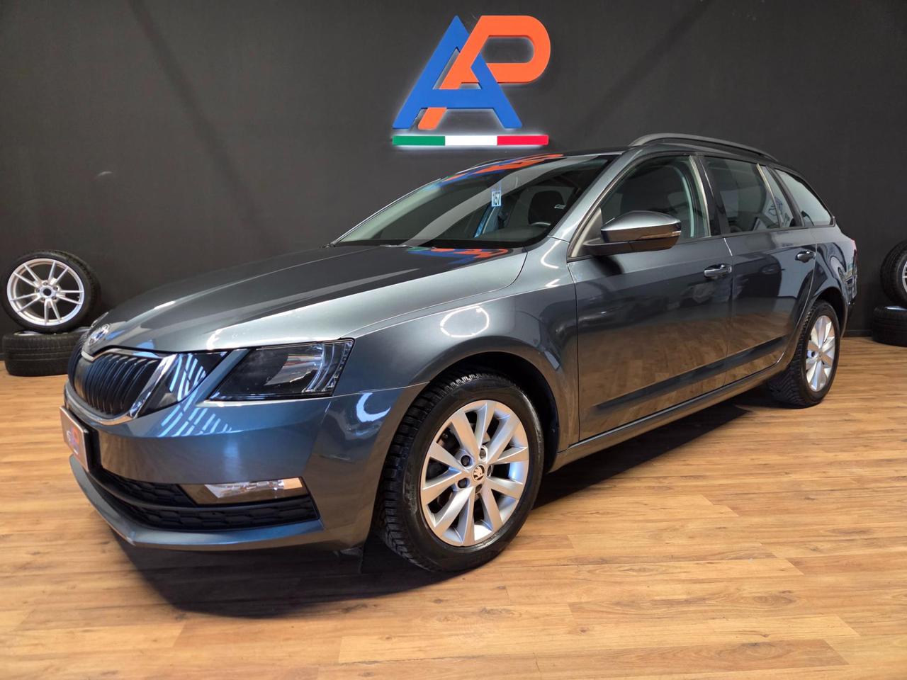 Skoda Octavia Wagon 1.6 tdi Executive 115cv dsg
