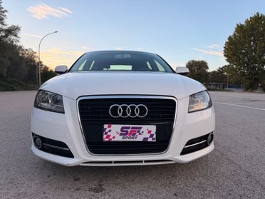 Audi A3 1.6 TDI 105 CV CR S tr. Ambiente