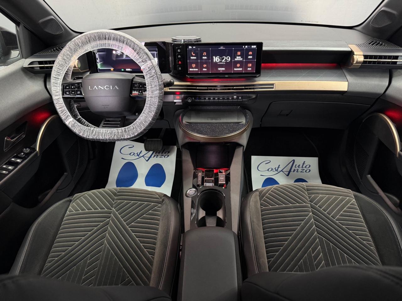 Lancia Ypsilon 1.2 Hybrid Edizione Cassina