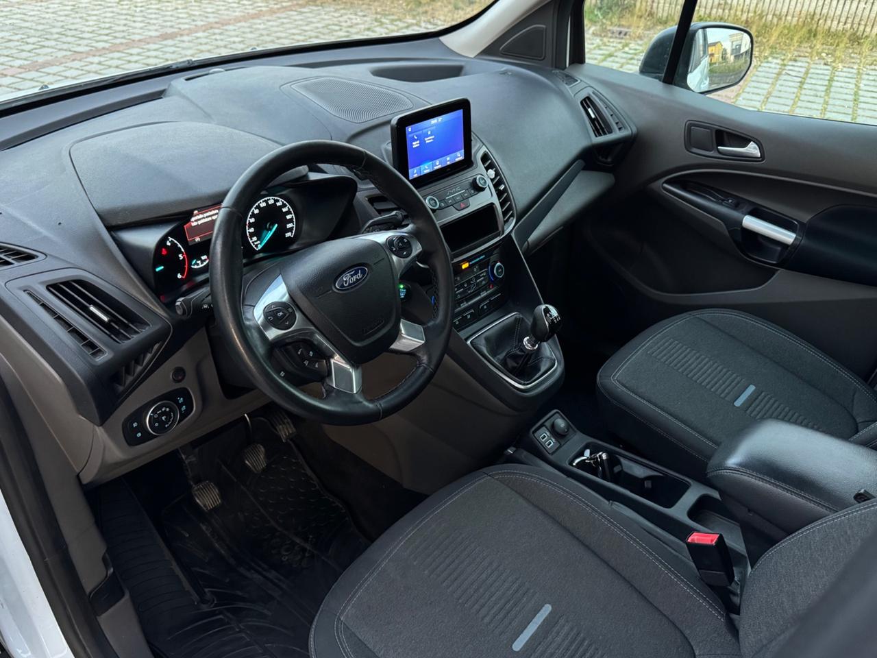 Ford Tourneo Connect Gran Active 1.5d 120 CV