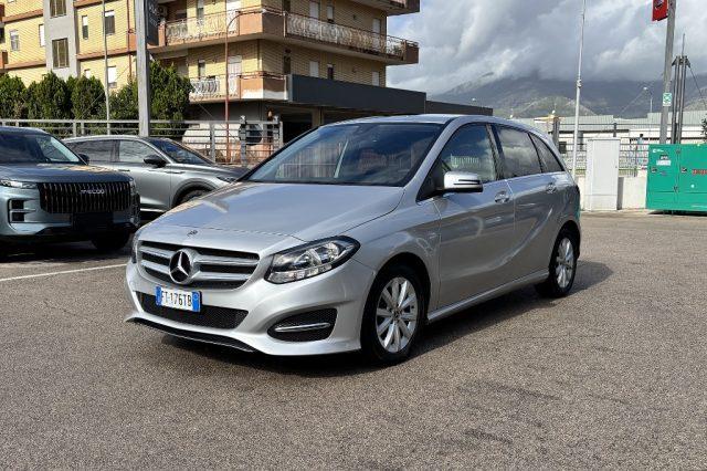 MERCEDES-BENZ B 180 d Automatic Business