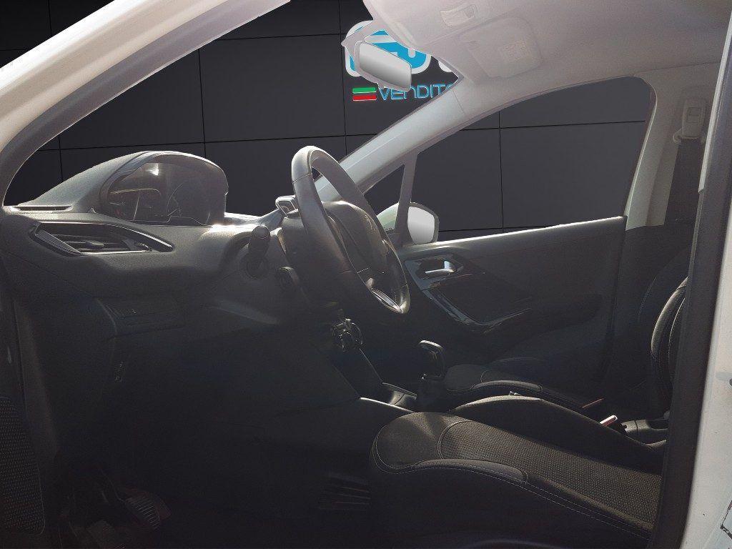 Peugeot 208 1° serie PureTech 82 5 porte Allure