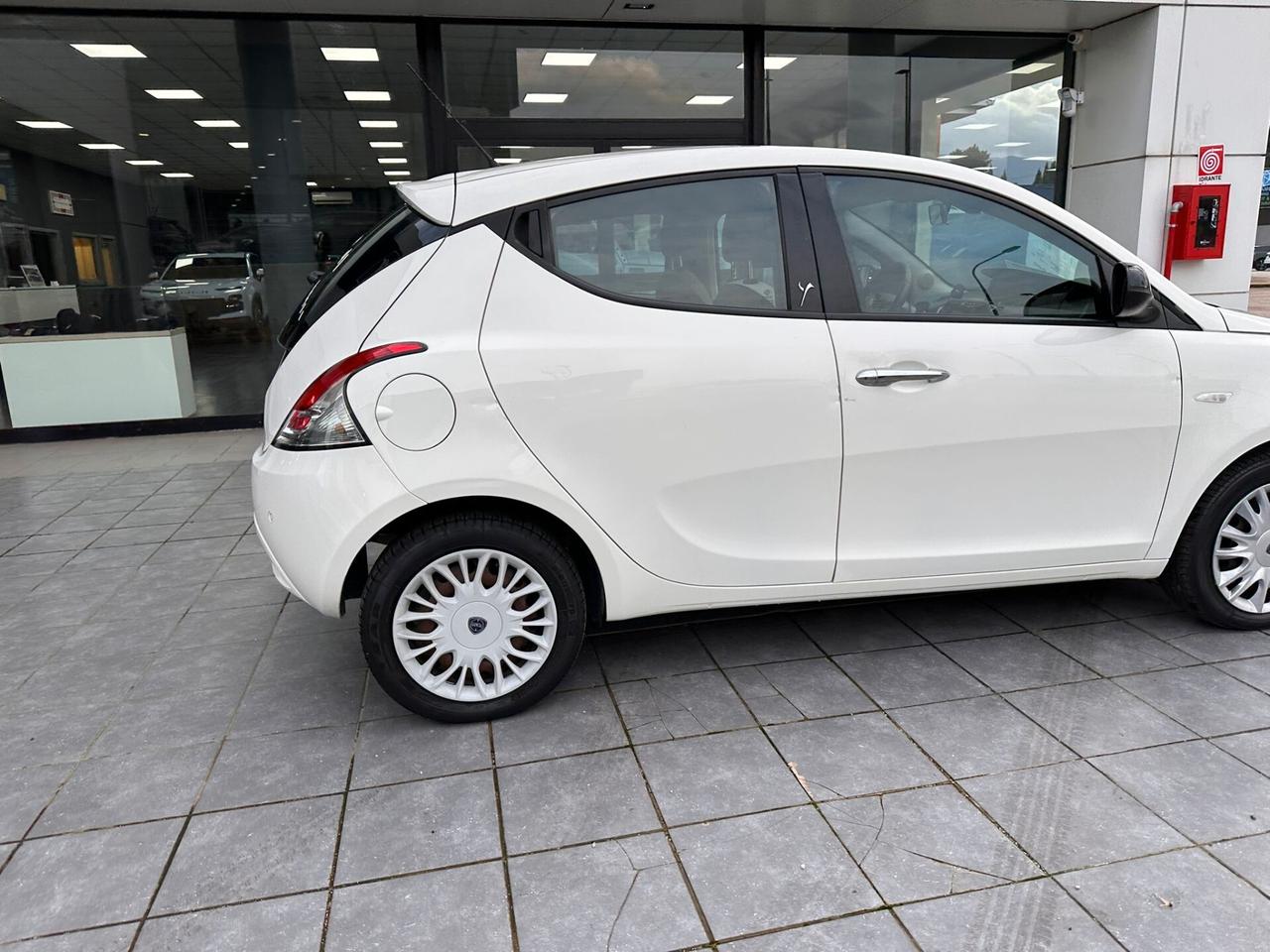 Lancia Ypsilon 1.3 MJT 16V 95 CV 5 porte S&S Gold