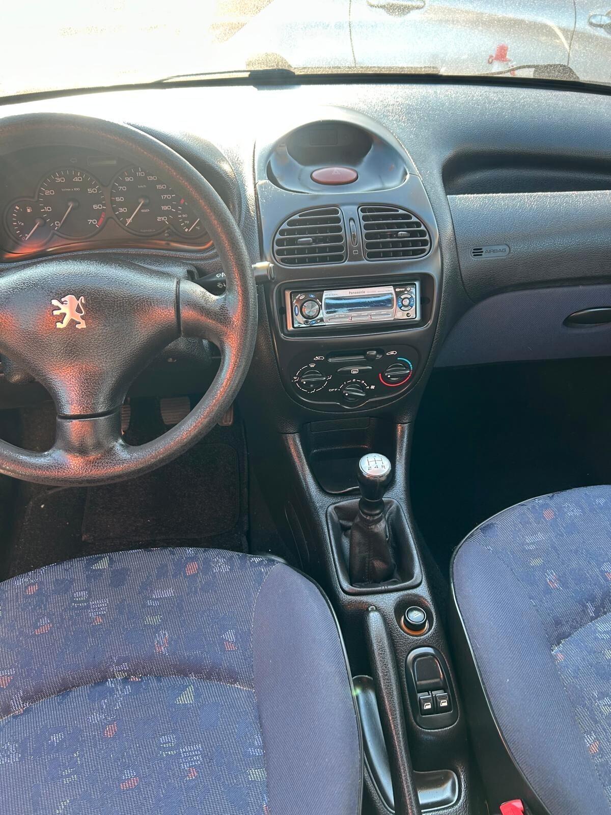 Peugeot 206 1.1 3p. XT OK Neo patentati
