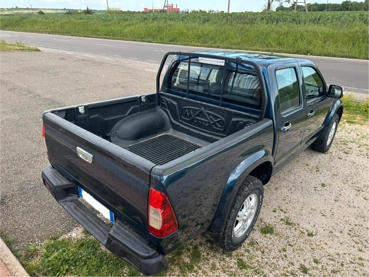 Isuzu D-Max 3.0 TD cat Space Cab 4WD Pick-up LS EU4