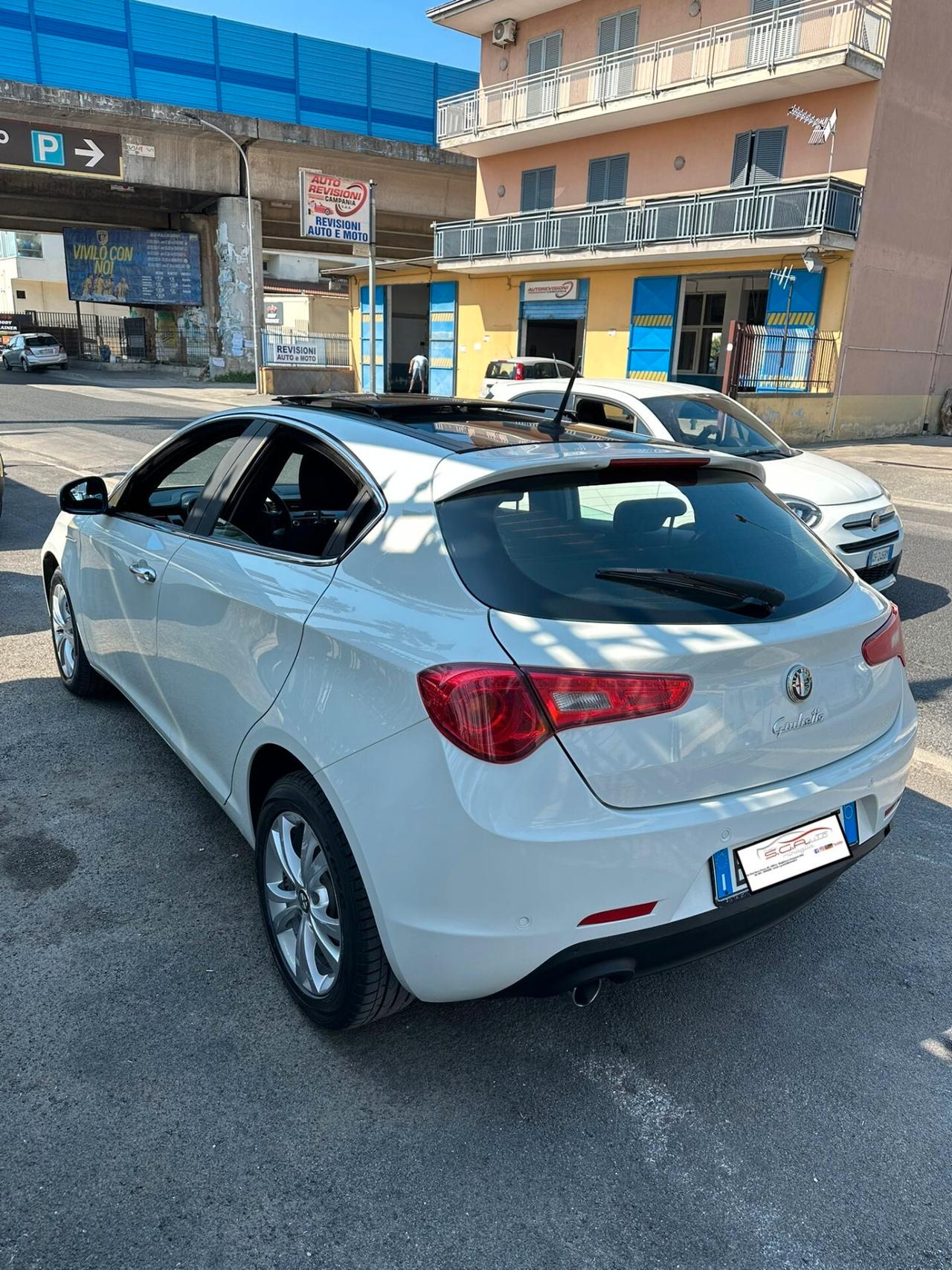 Alfa Romeo Giulietta 1.6 JTDm-2 105 CV Distinctive