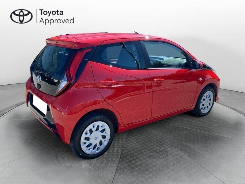 Toyota Aygo Connect 1.0 VVT-i 72 CV 5 porte x-play