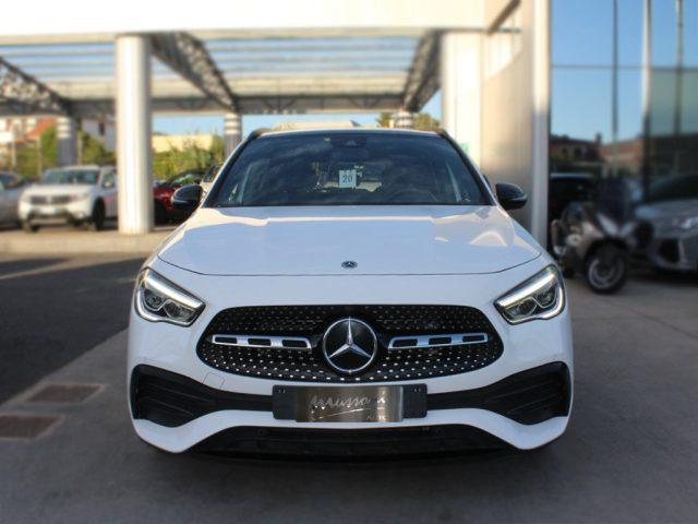 MERCEDES-BENZ GLA 200 d Automatic Premium
