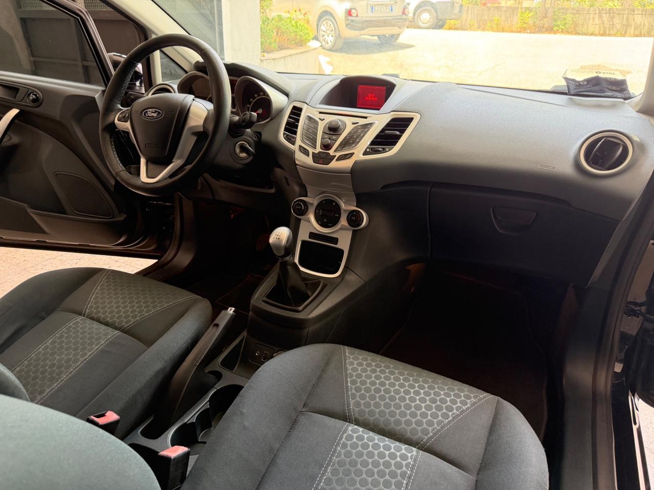 Ford Fiesta 1.4 TDCi 5p. Titanium 2010