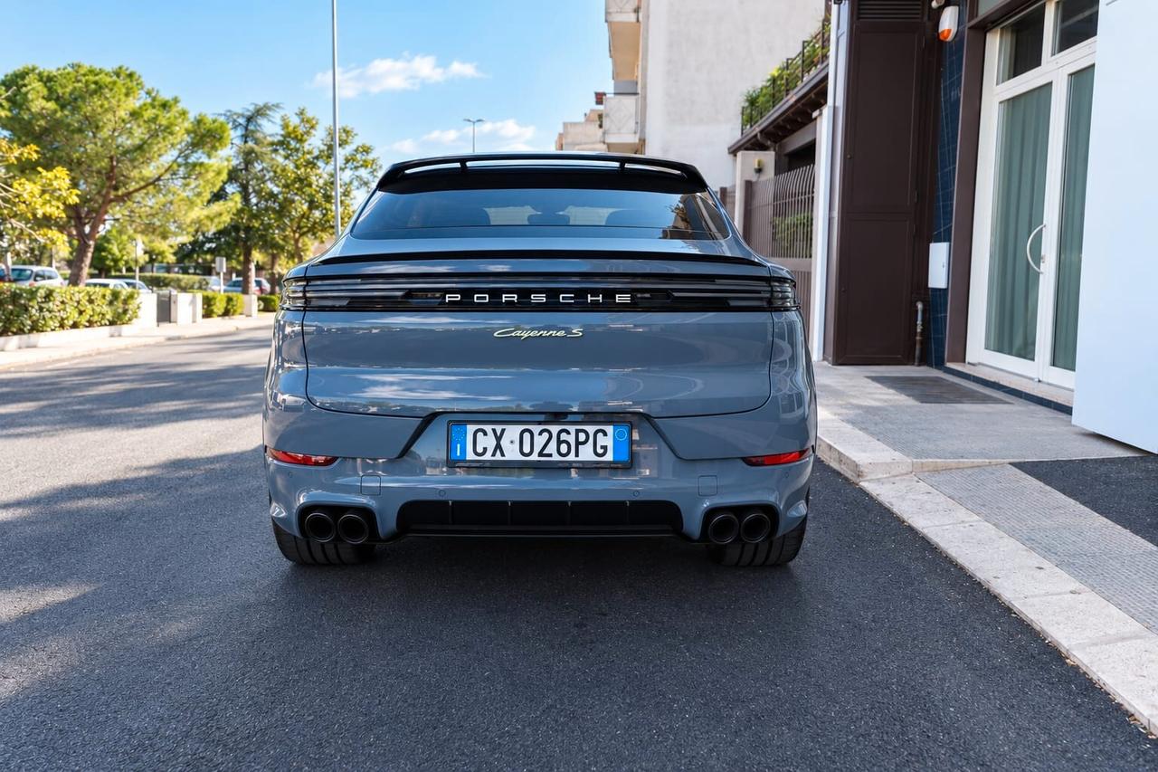 PORCHE CAYENNE S COUPè 3.0 V6 HYBRID PLUG-IN SPORT