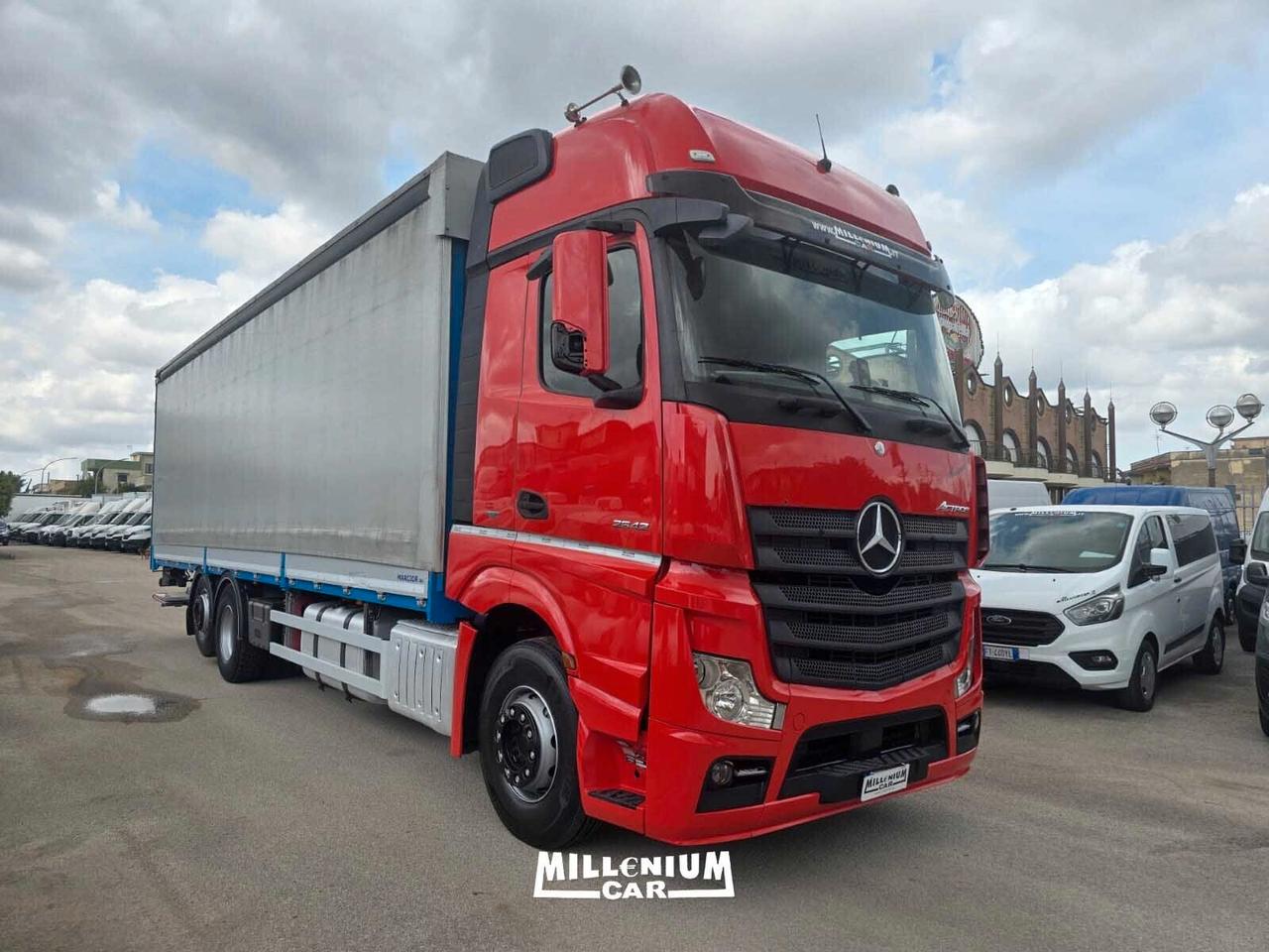 ACTROS 25-42 EURO 6 MT 9,60 SPONDA
